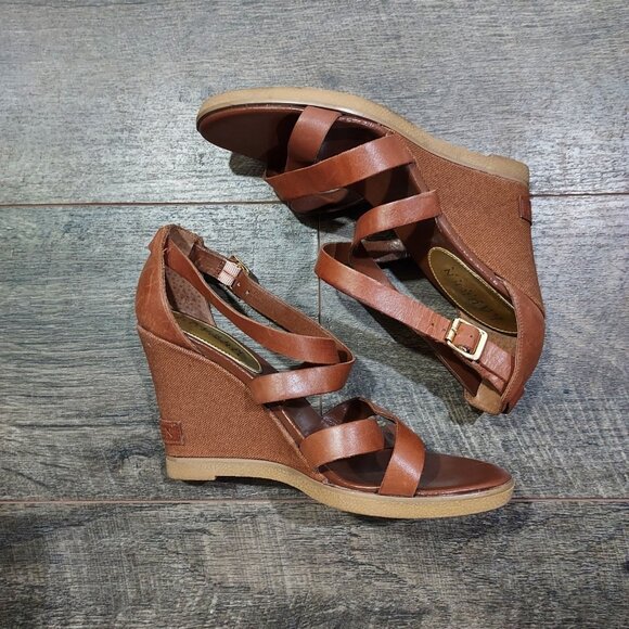 Lauren Ralph Lauren Leather Strappy Sandles Cloth Heel - Picture 3 of 12